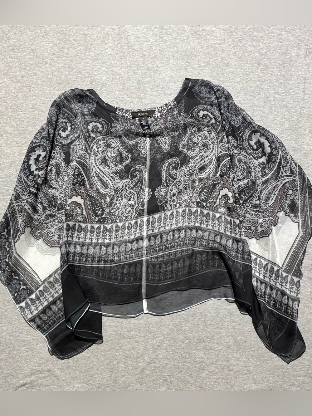 Style&co Sheer Dark Gray & White Paisley Poncho Top